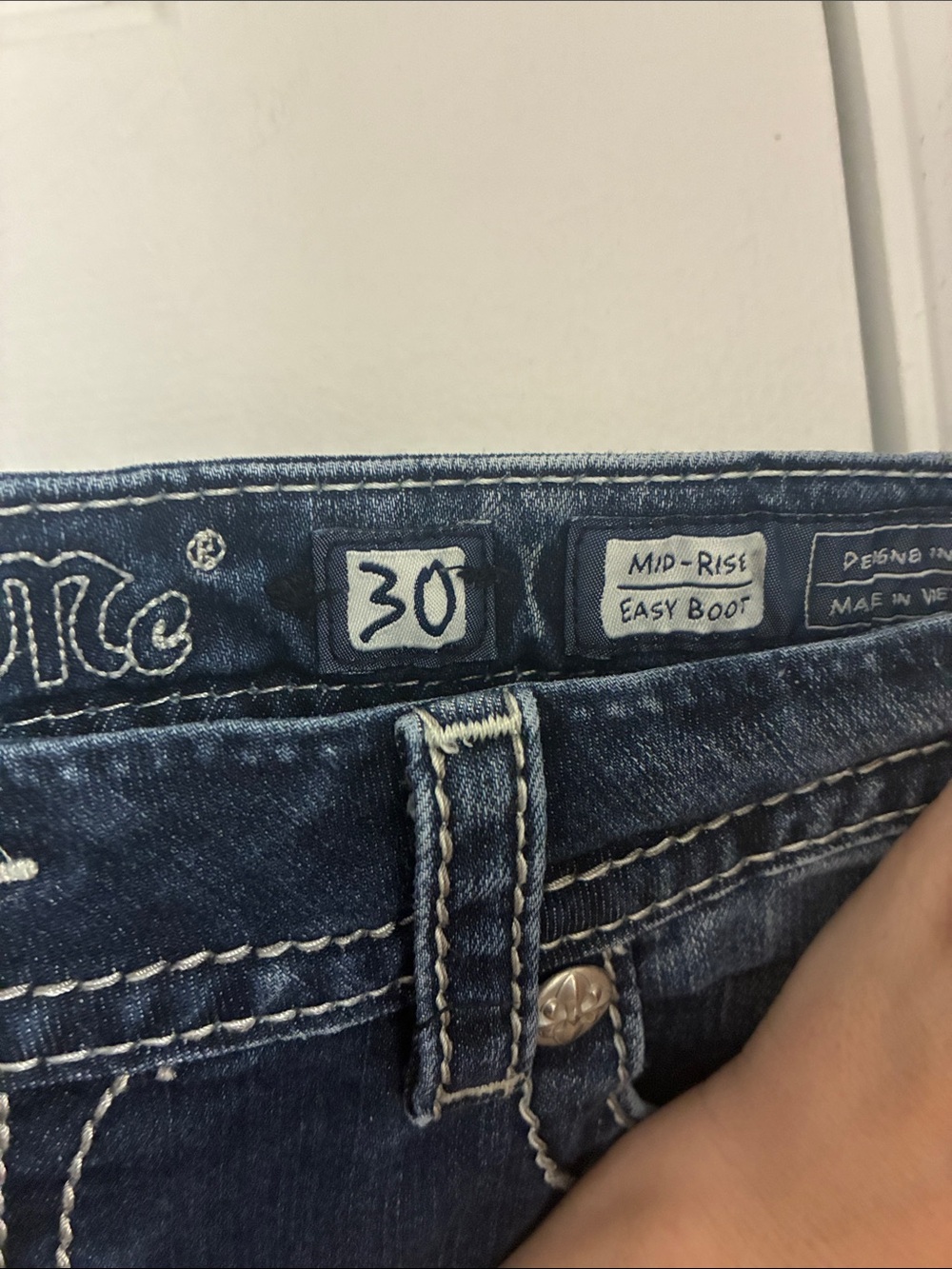 Miss Me Kid-Rise Easy Boot Jeans - Picture 2 of 4